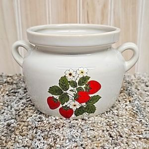 McCoy Pottery • Strawberry Field Bean Pot 9189 • Mint Condition • Vintage